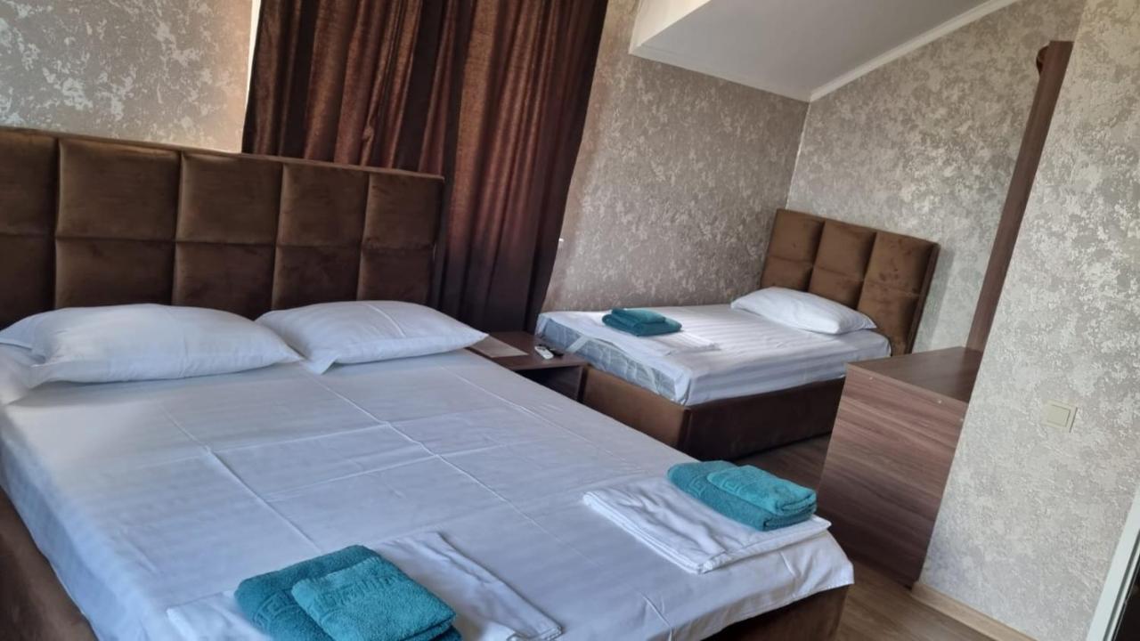 Ахра Hotell Gagra Exteriör bild