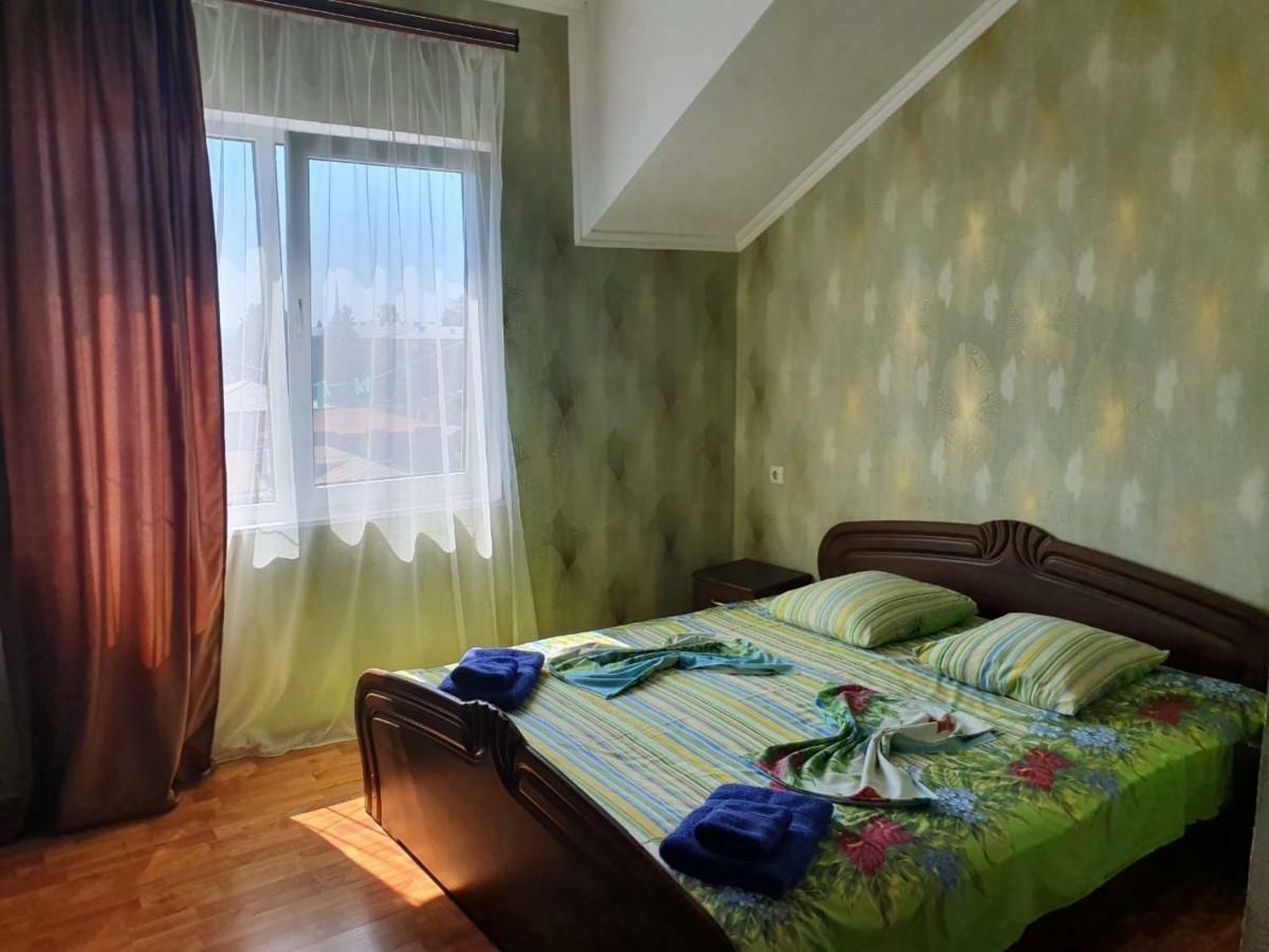 Ахра Hotell Gagra Exteriör bild